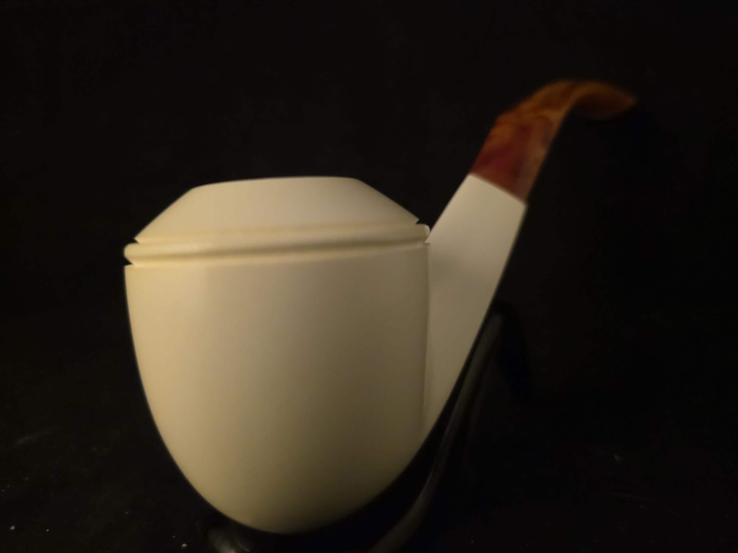 English Bulldog Pipe, Smooth Block Meerschaum, Handmade, Elegant Classic Design, Fitted Case, Worldwide Shipping - Image 2