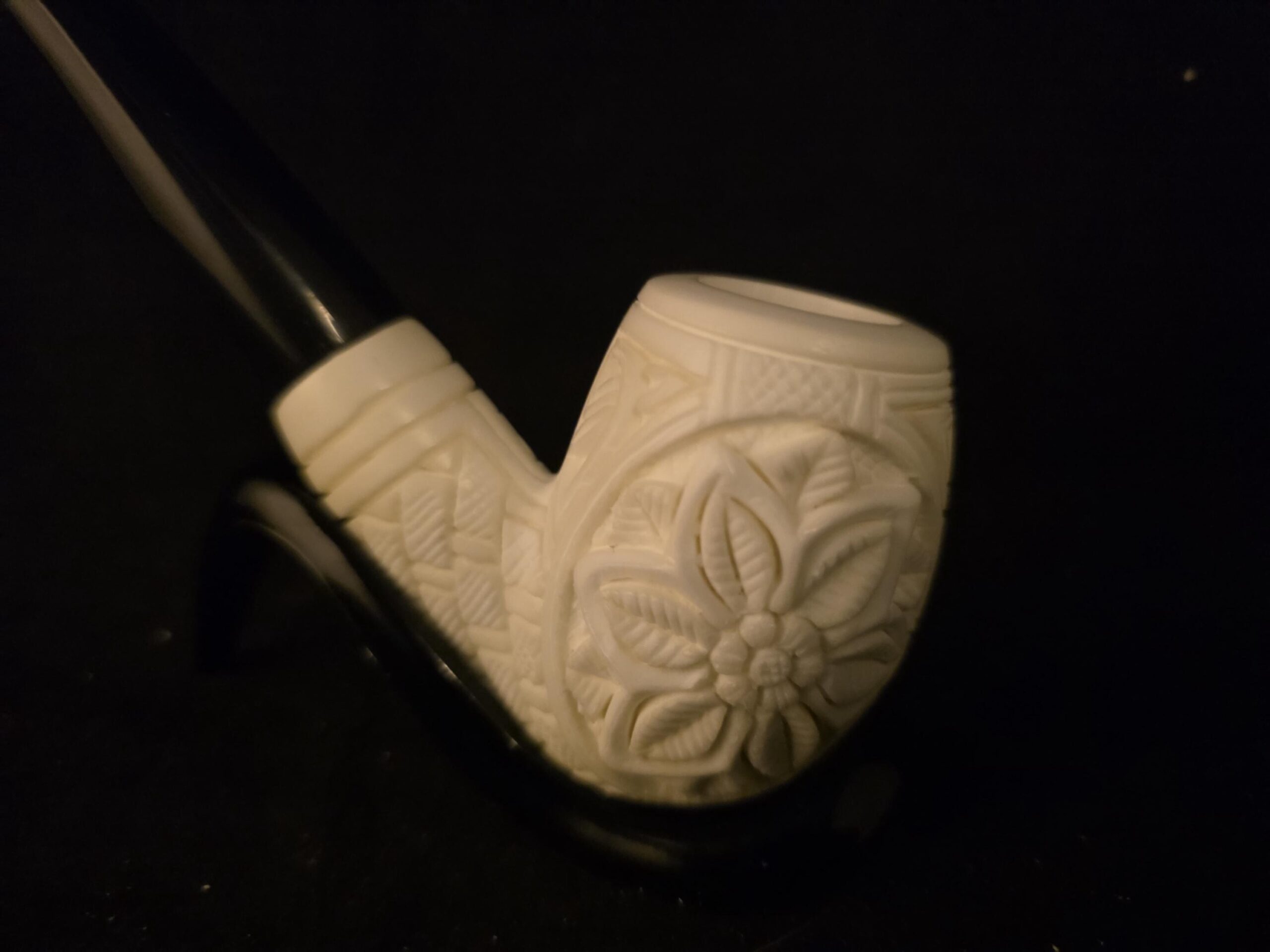 Special relif Work Meerschaum Pipe , Acrylic Stem, Block Meerschaum, Ottoman Floral Design - Image 5