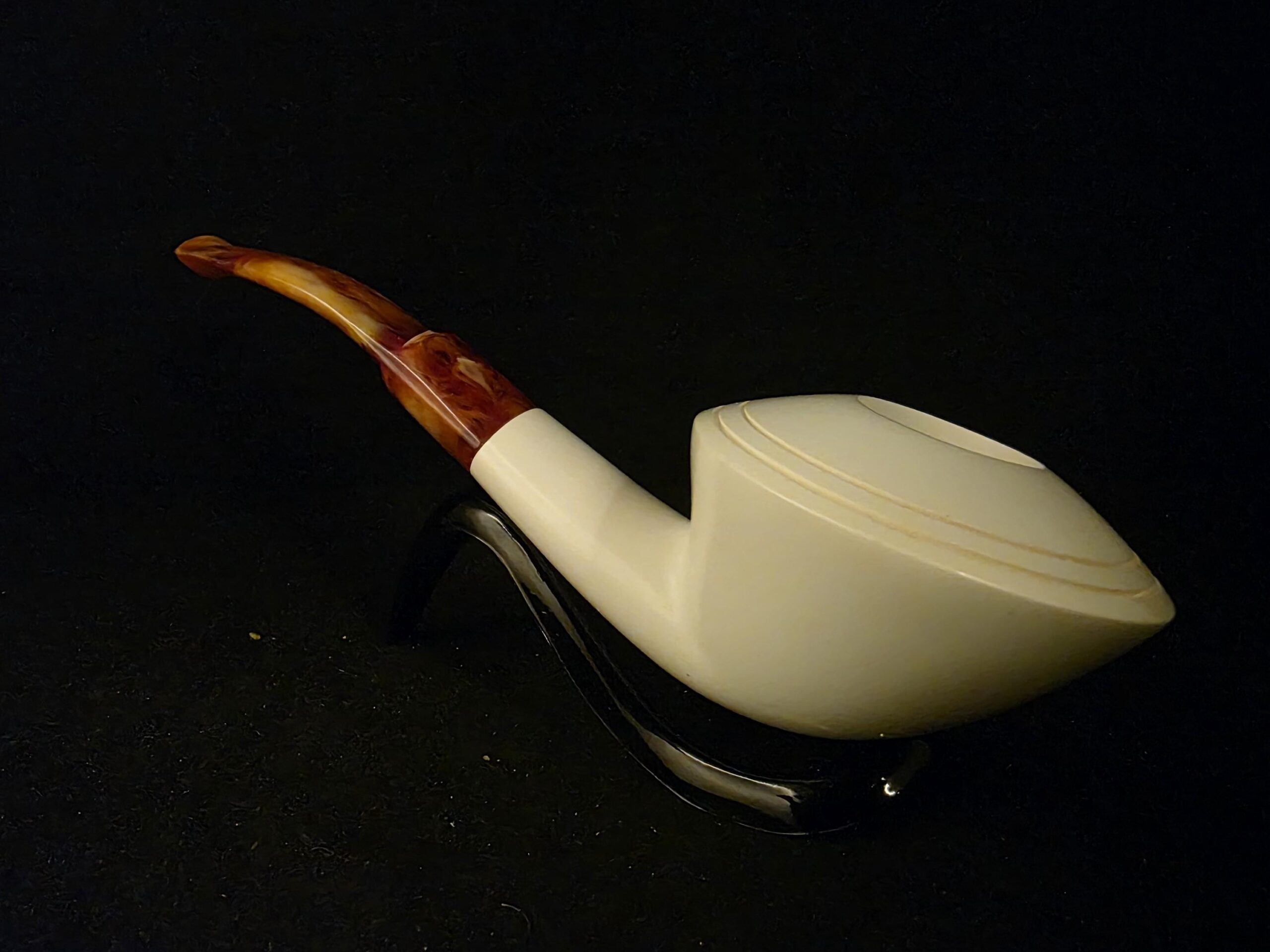Smooth Bulldog Meerschaum Pipe, Large Bowl, Fitted Case - Image 2