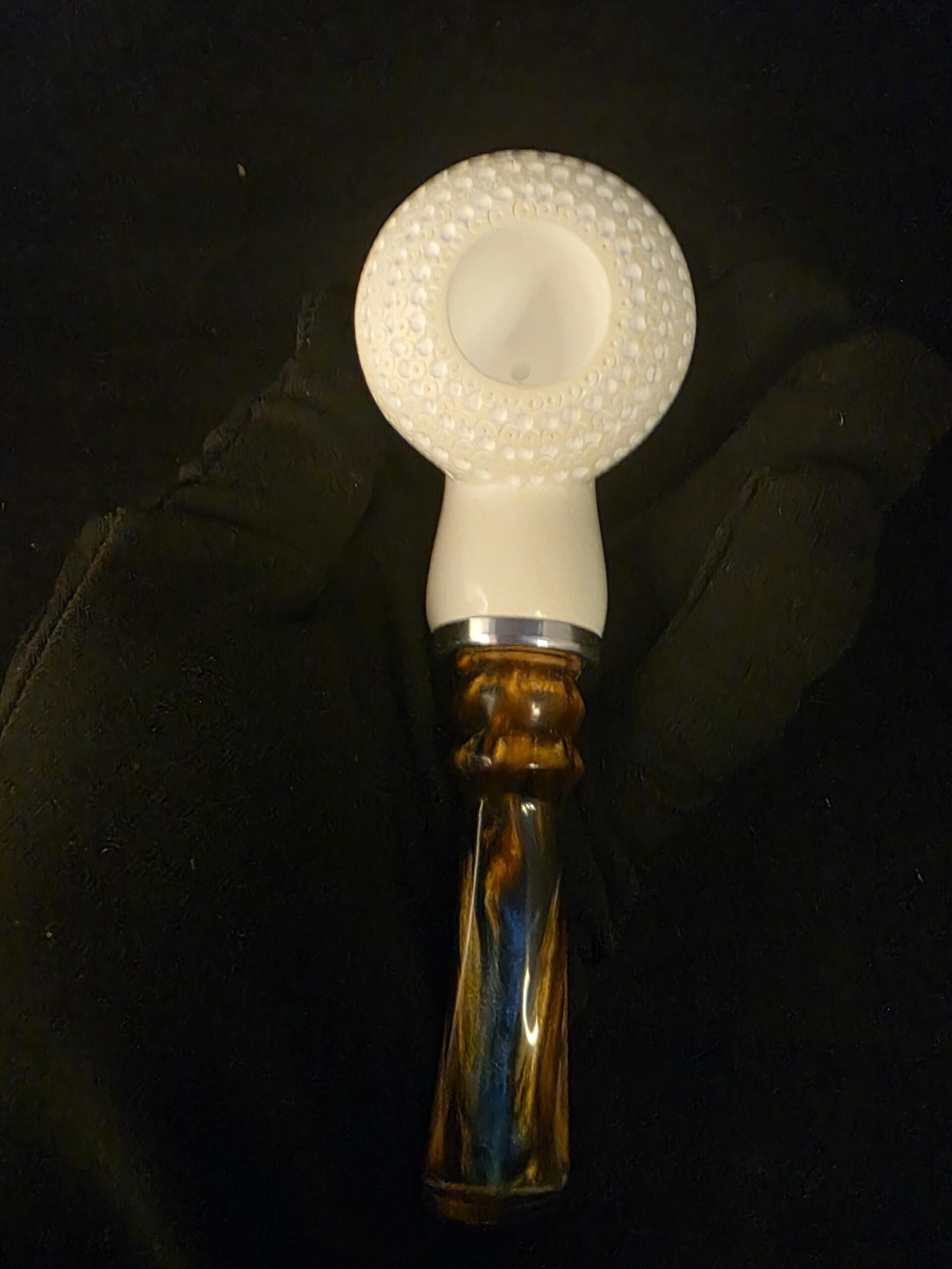 Elite Apple Design Depicted Meerschaum Pipe,Special Stem Stem and Fitted Case, Block Meerschaum - Image 6