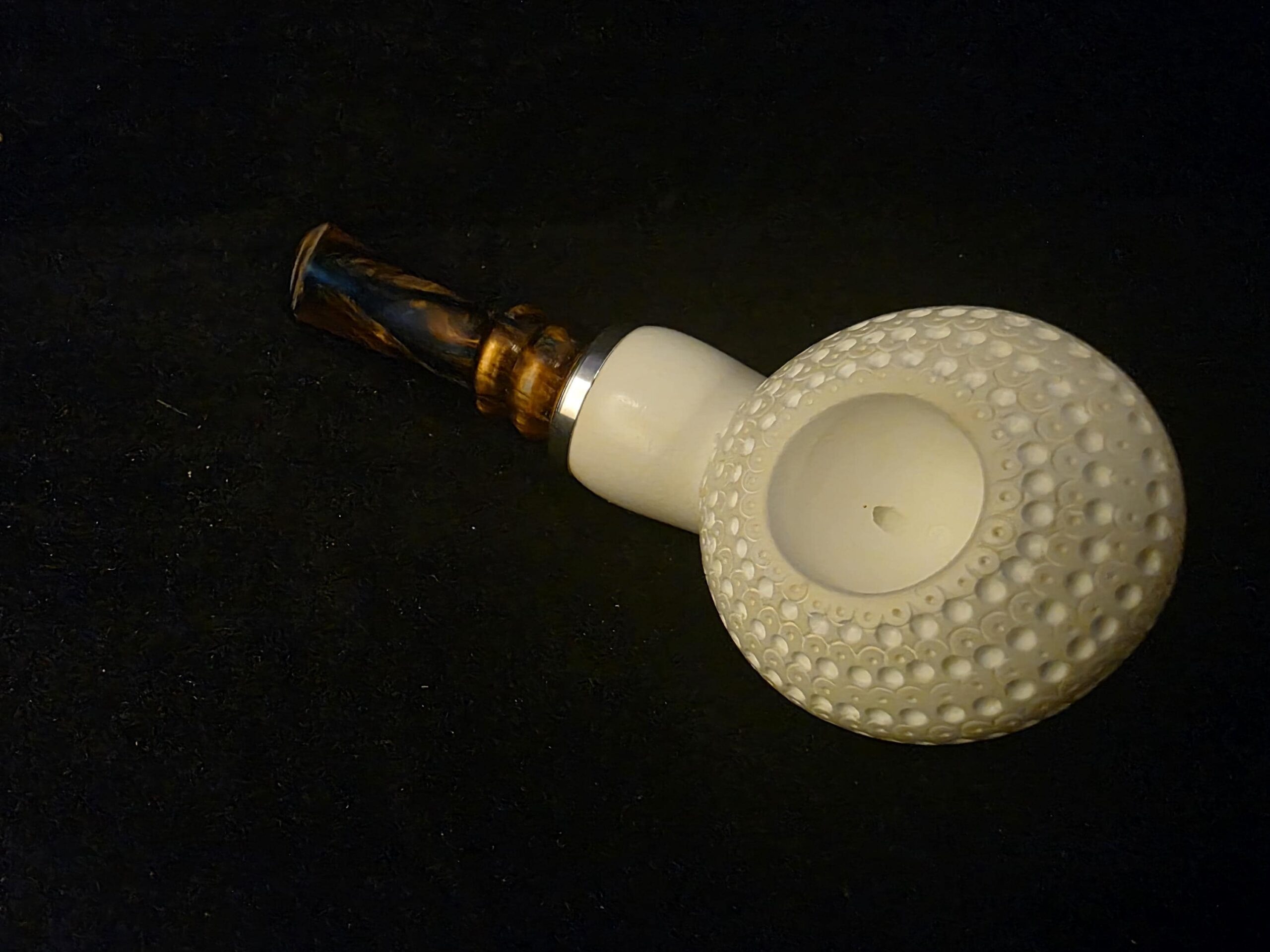 Elite Apple Design Depicted Meerschaum Pipe,Special Stem Stem and Fitted Case, Block Meerschaum - Image 3