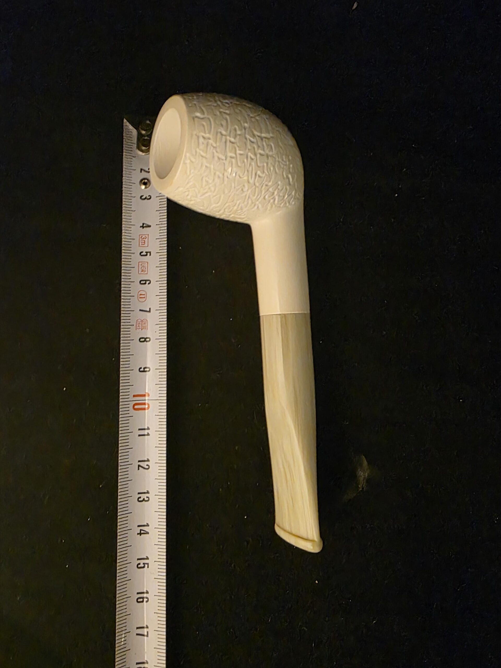 Depicted Classic Meerschaum Pipe, Block Meerschaum Fitted Case, Special Stem Design - Image 10