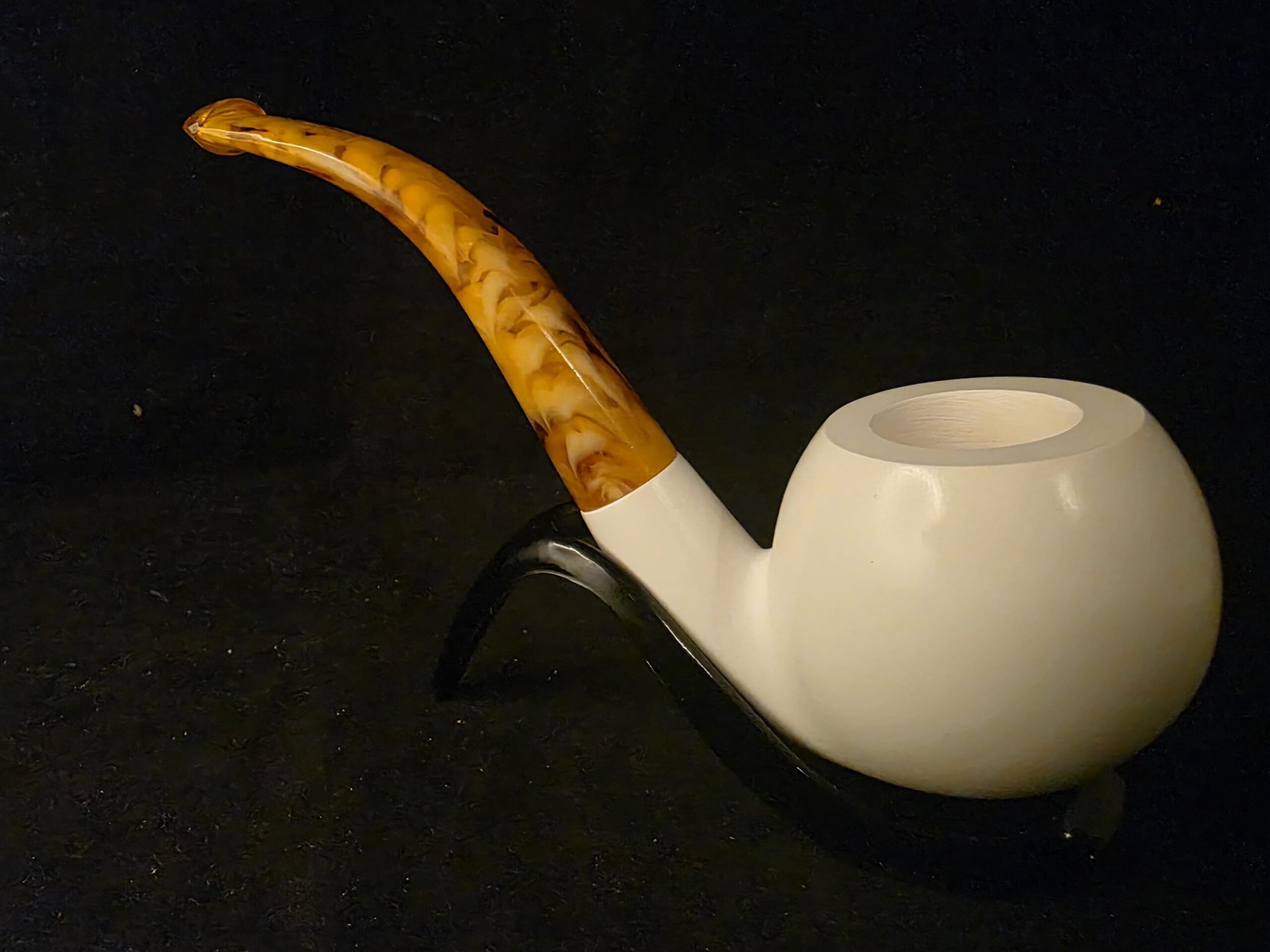 Smooth Apple Design Meerschaum Pipe, Block Meerschaum, Fitted Case - Image 6