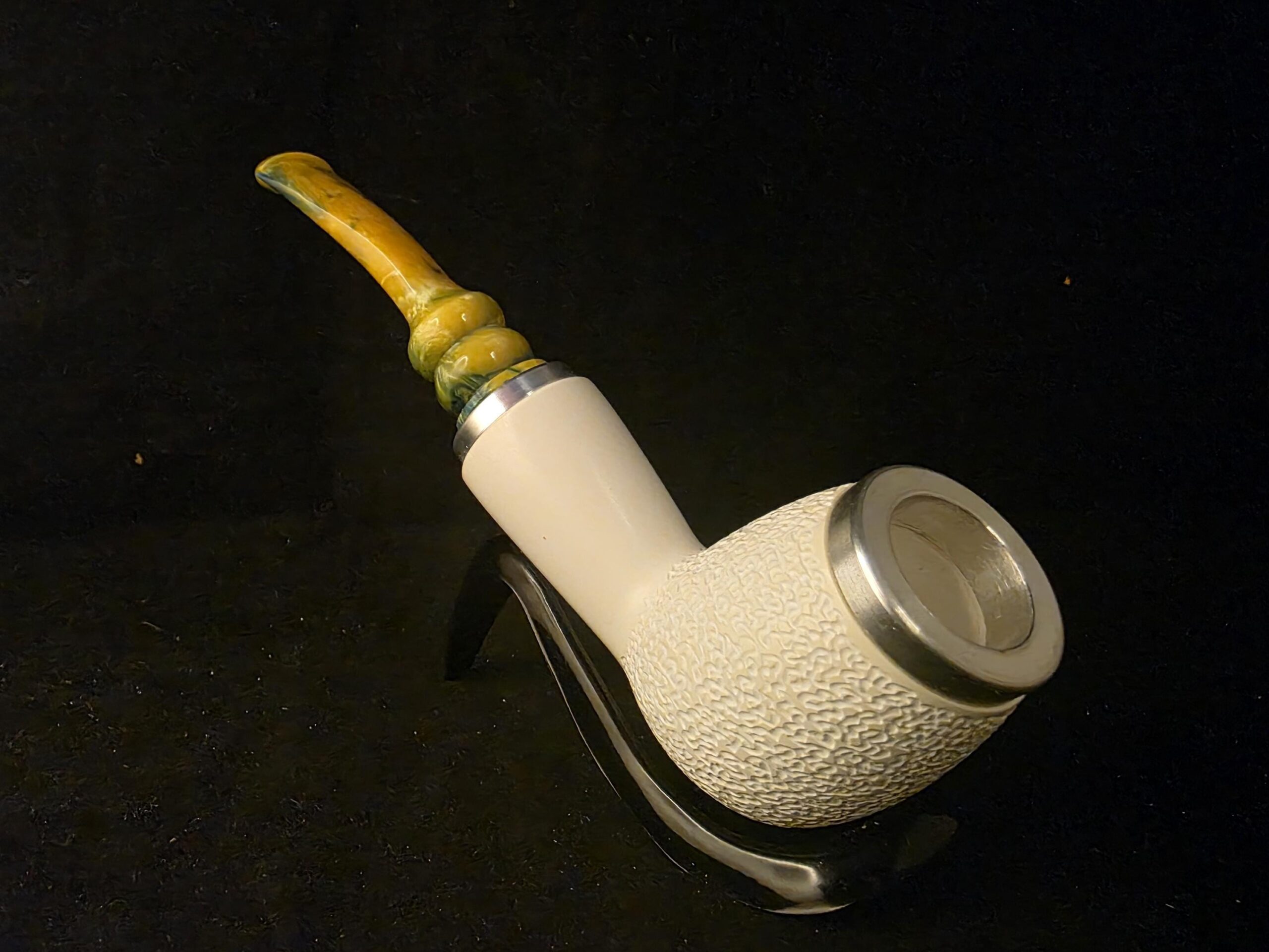 Rustic Apple Design Meerschaum Pipe, Special Push Pull Stem Design, Reverse Calabash Chamber, Fitted Case, Double Metal ring - Image 7