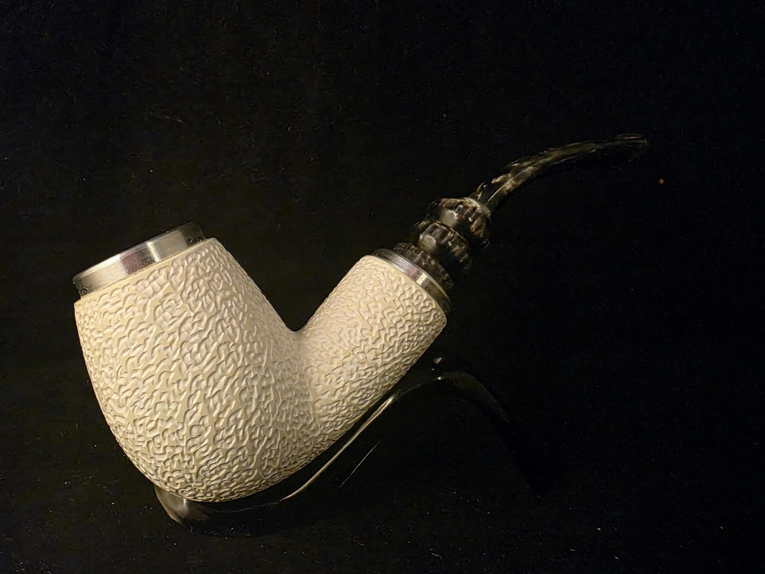 Rustic Apple Design Meerschaum Pipe, Special Push Pull Stem Design, Reverse Calabash Chamber, Fitted Case, Double Metal ring - Image 4