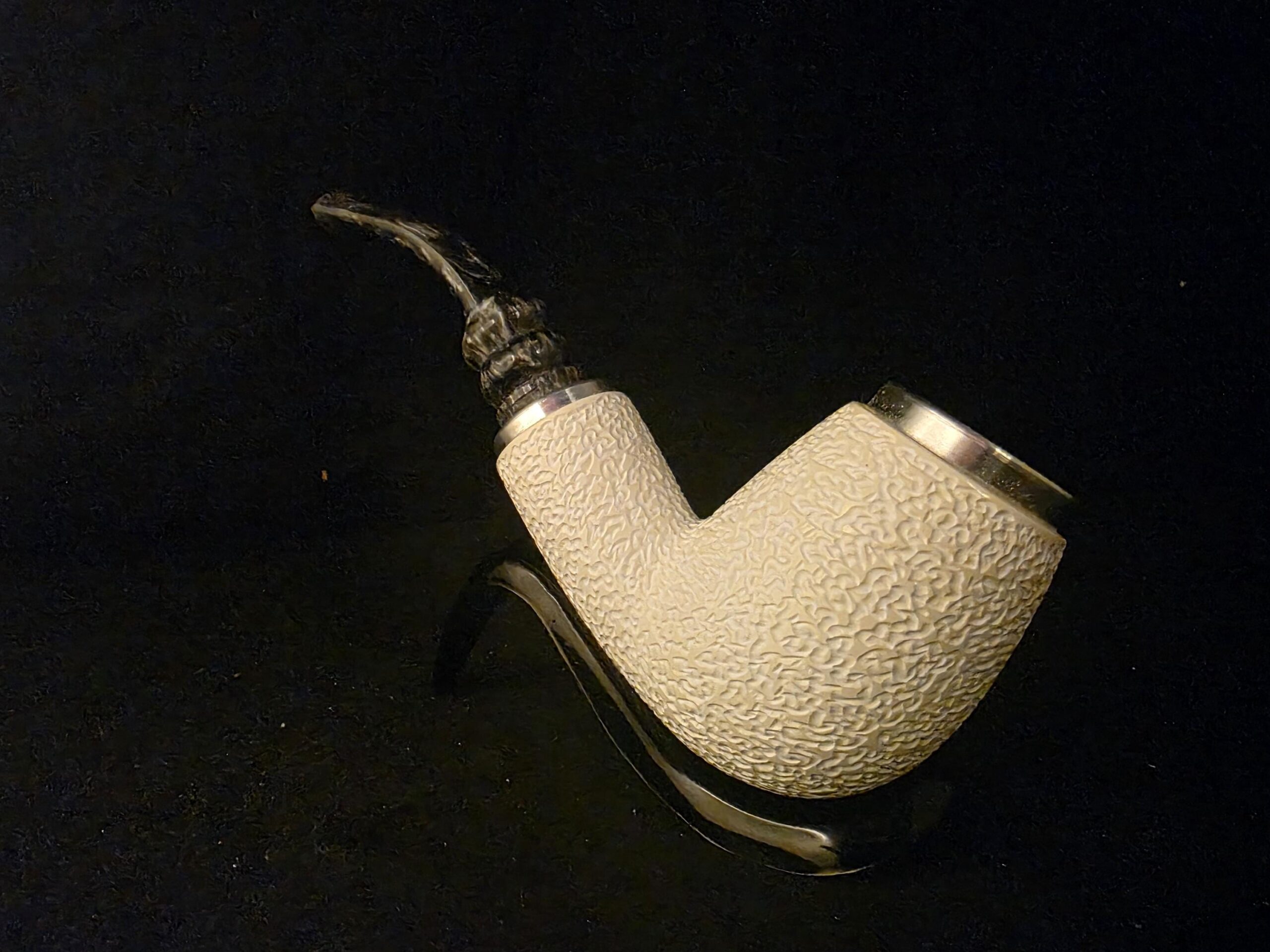 Rustic Apple Design Meerschaum Pipe, Special Push Pull Stem Design, Reverse Calabash Chamber, Fitted Case, Double Metal ring