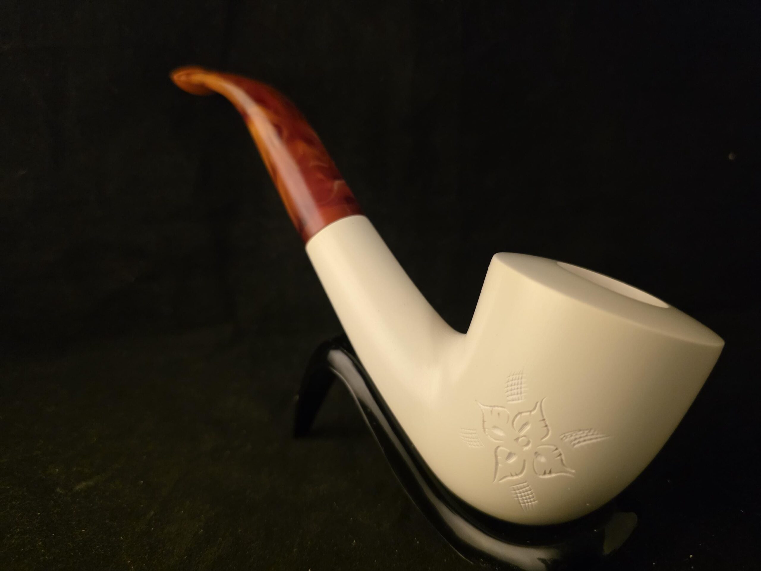 Classic Hand Carved Meerschaum Pipe, Genuine Block Meerschaum Tobacco Pipe, Fitted Case, Handmade in Eskişehir - Image 4