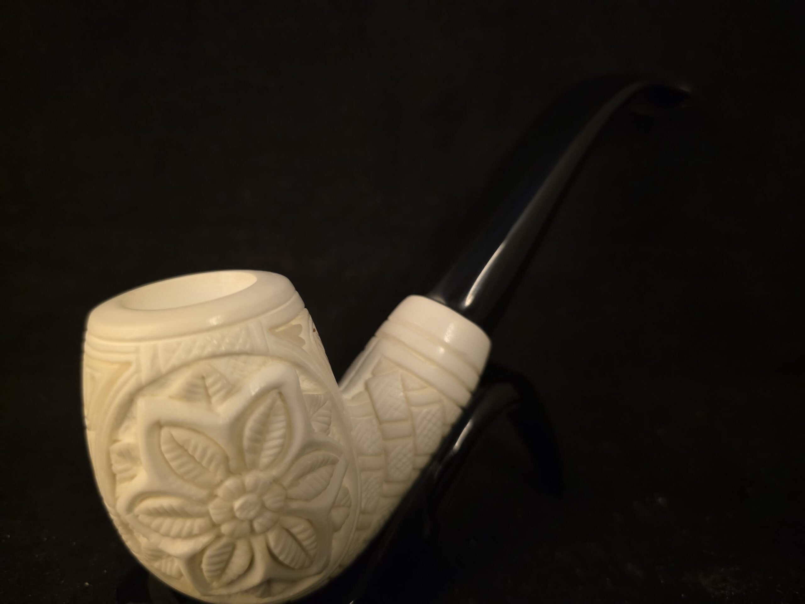 Special relif Work Meerschaum Pipe , Acrylic Stem, Block Meerschaum, Ottoman Floral Design - Image 6