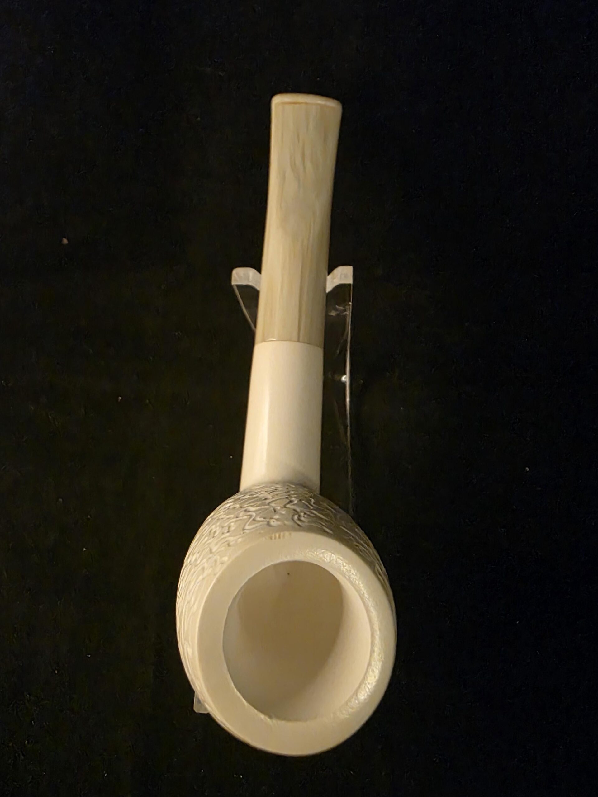 Depicted Classic Meerschaum Pipe, Block Meerschaum Fitted Case, Special Stem Design - Image 2