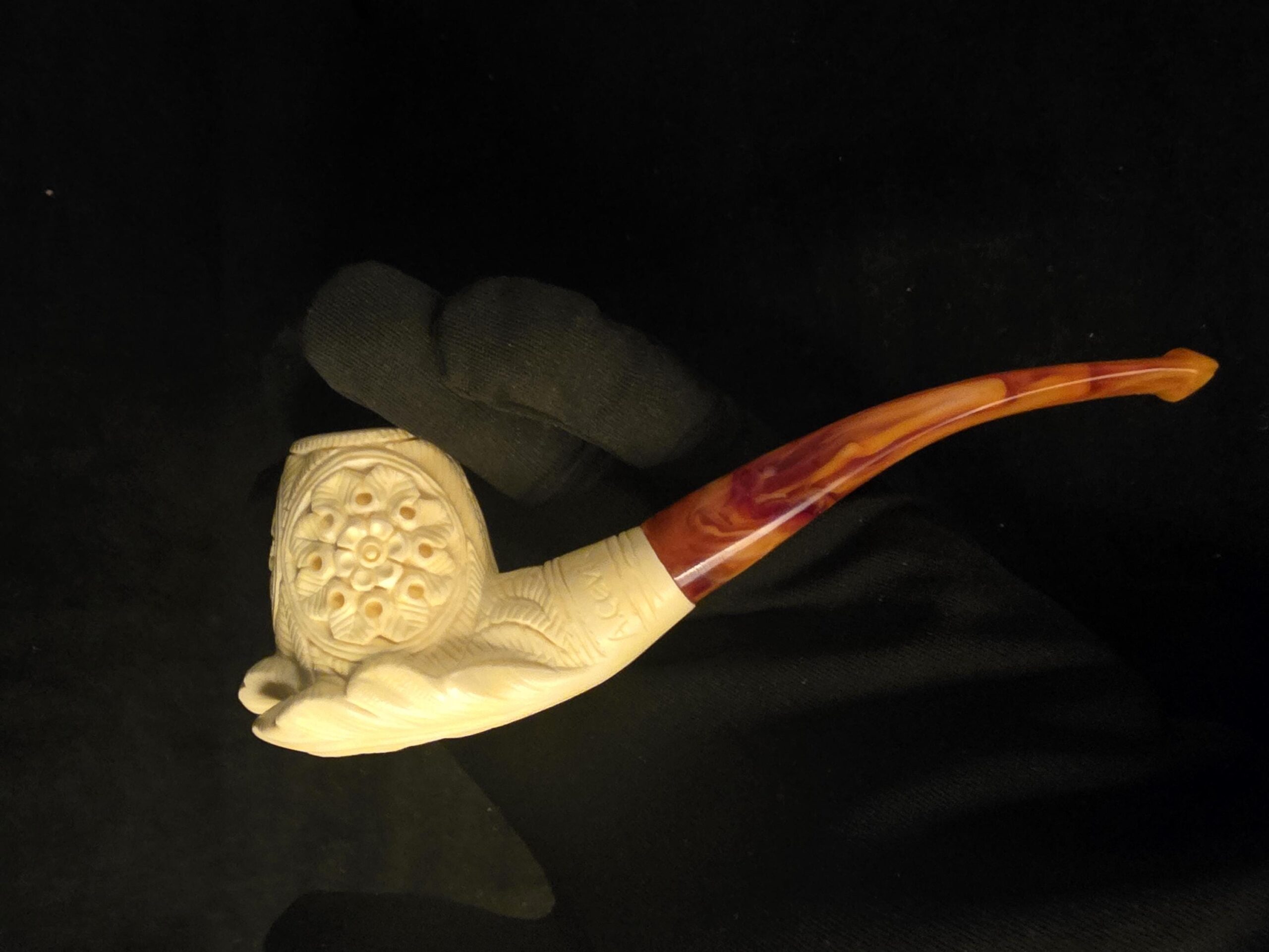 Special Leaf Relief Design Meerschaum Pipe, Block Meerschaum, Fitted Case - Image 9