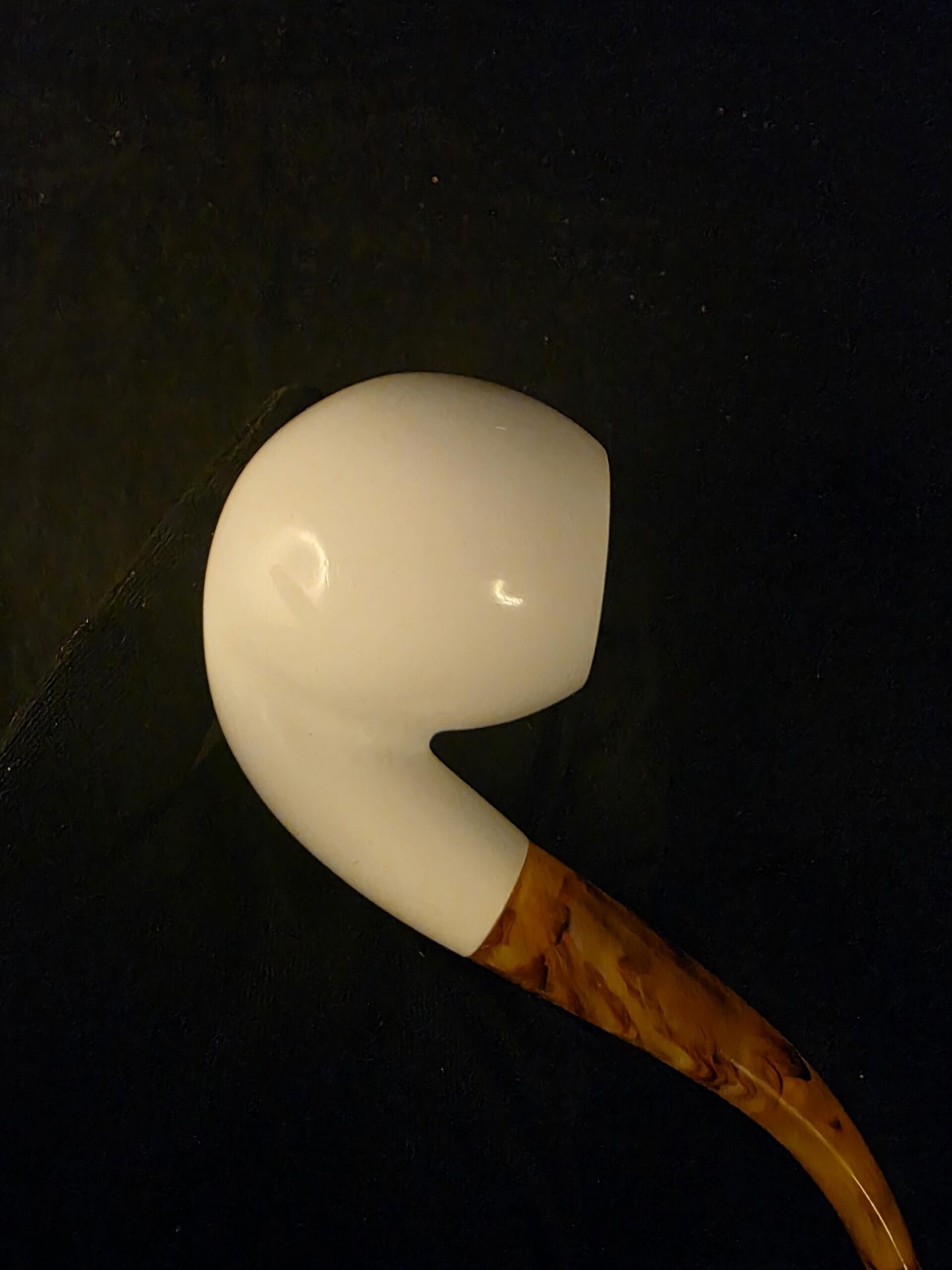 Smooth Apple Design Meerschaum Pipe, Block Meerschaum, Fitted Case - Image 10
