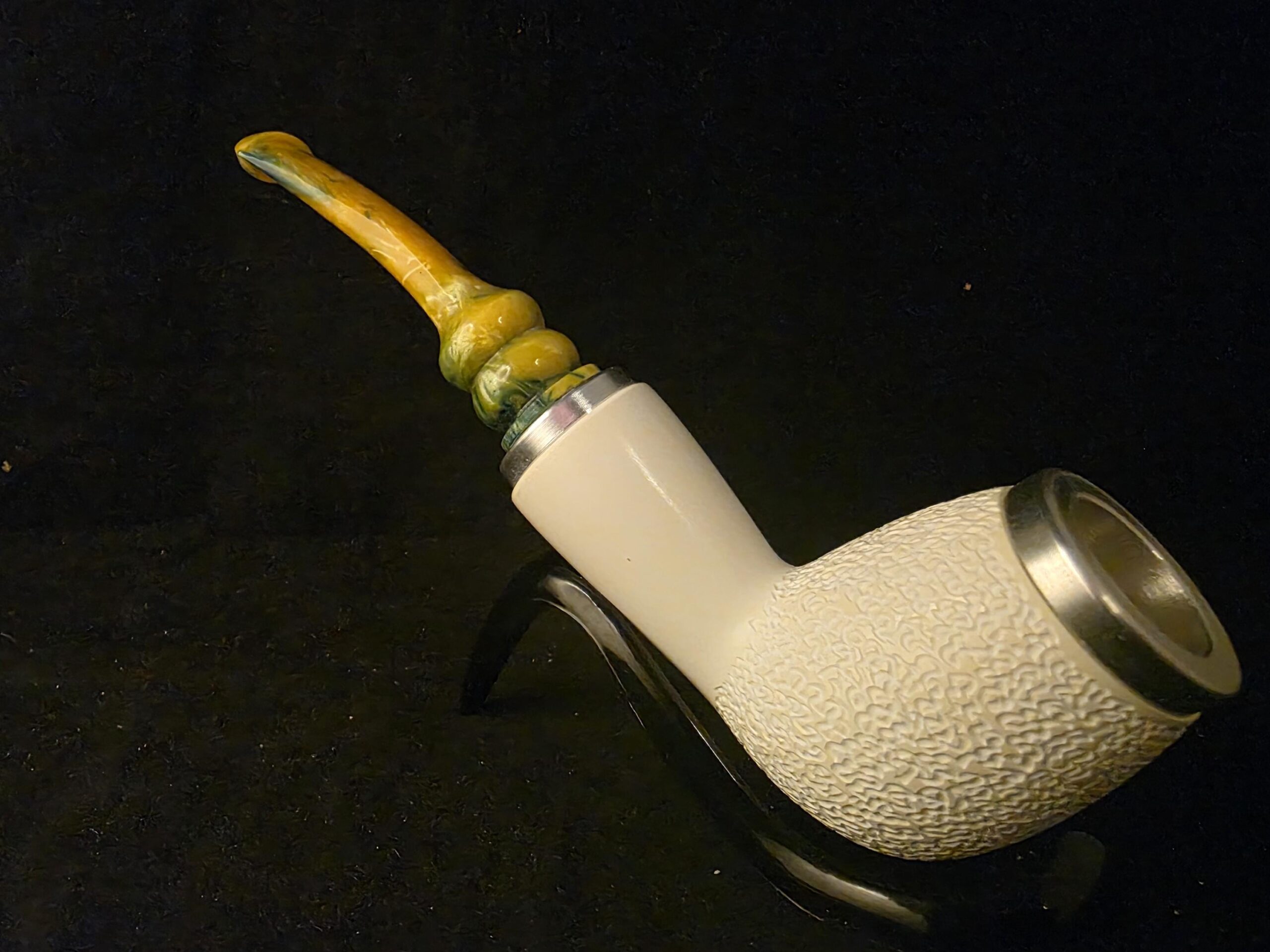 Rustic Apple Design Meerschaum Pipe, Special Push Pull Stem Design, Reverse Calabash Chamber, Fitted Case, Double Metal ring - Image 6