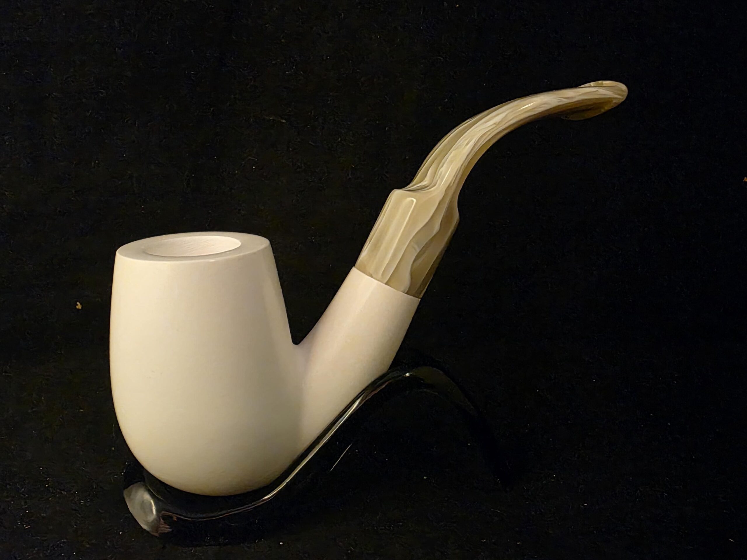 Smooth Billard Model Meerschaum Pipe, Fitted Case, Block Meerschaum - Image 4