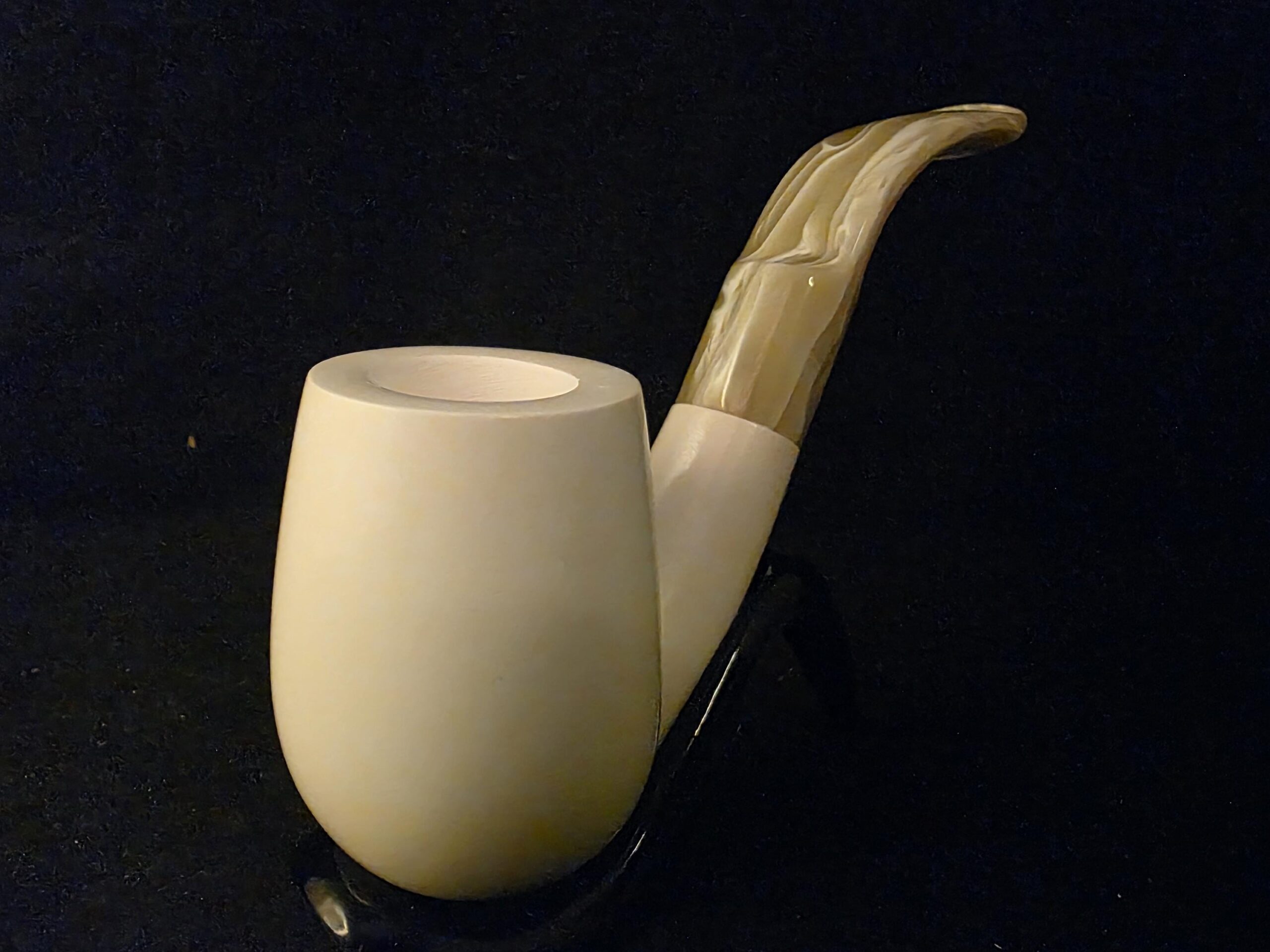Smooth Billard Model Meerschaum Pipe, Fitted Case, Block Meerschaum - Image 5
