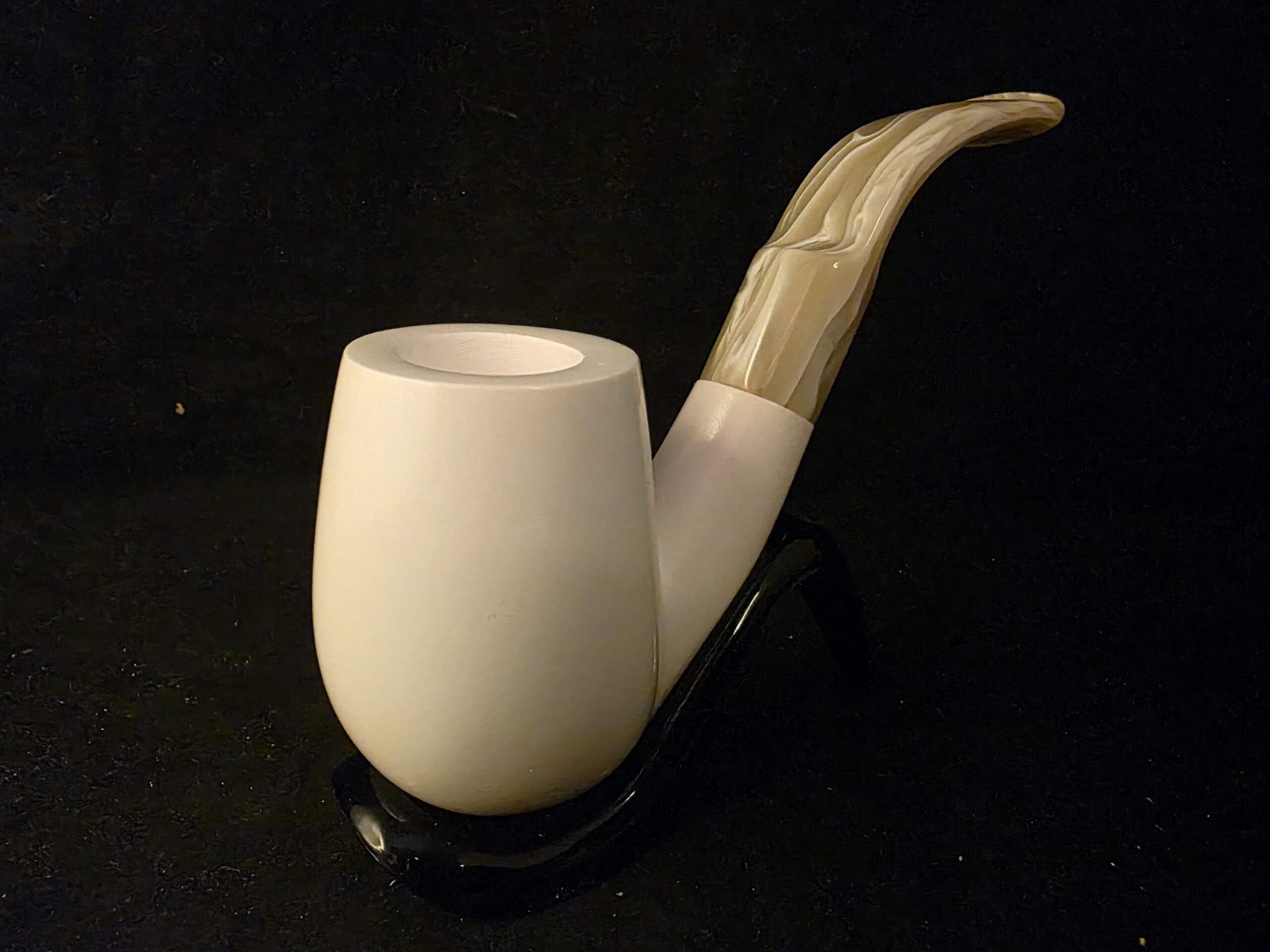 Smooth Billard Model Meerschaum Pipe, Fitted Case, Block Meerschaum - Image 9
