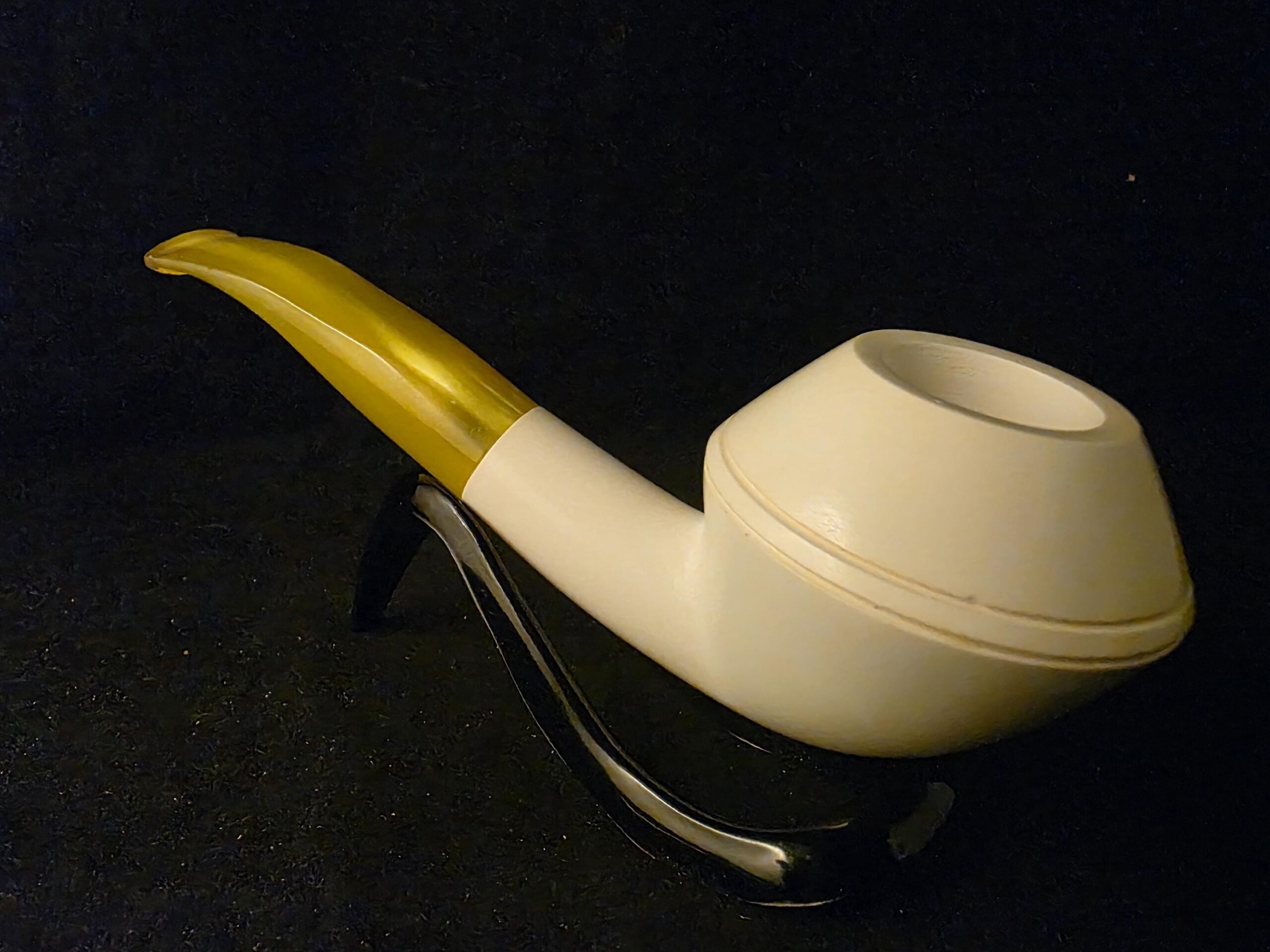 Smooth Bulldog Meerschaum Pipe, Fitted Case, Block Meerschaum, Seafoam, Made in Eskisehir,Turkish Meerschaum - Image 6